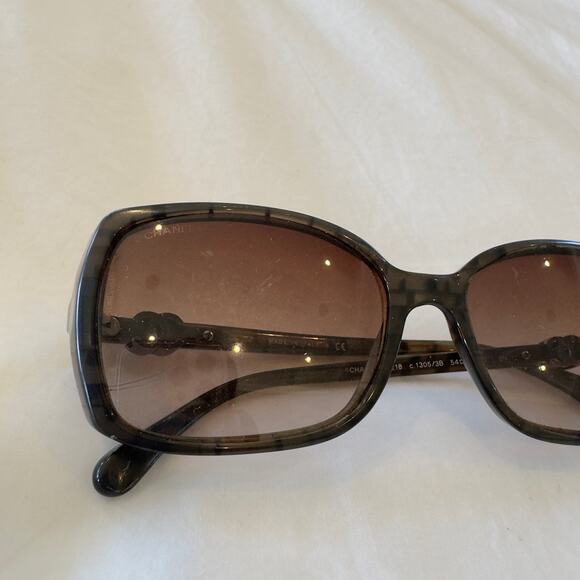 Authentic Chanel 5218 c1305/3B Y2K Sunglasses 54 16 Paris Hilton Style - Picture 4 of 7